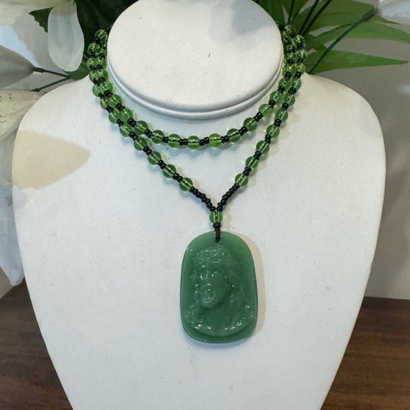 MAAN STATEMENT NECKLACE - Picture 4 of 7